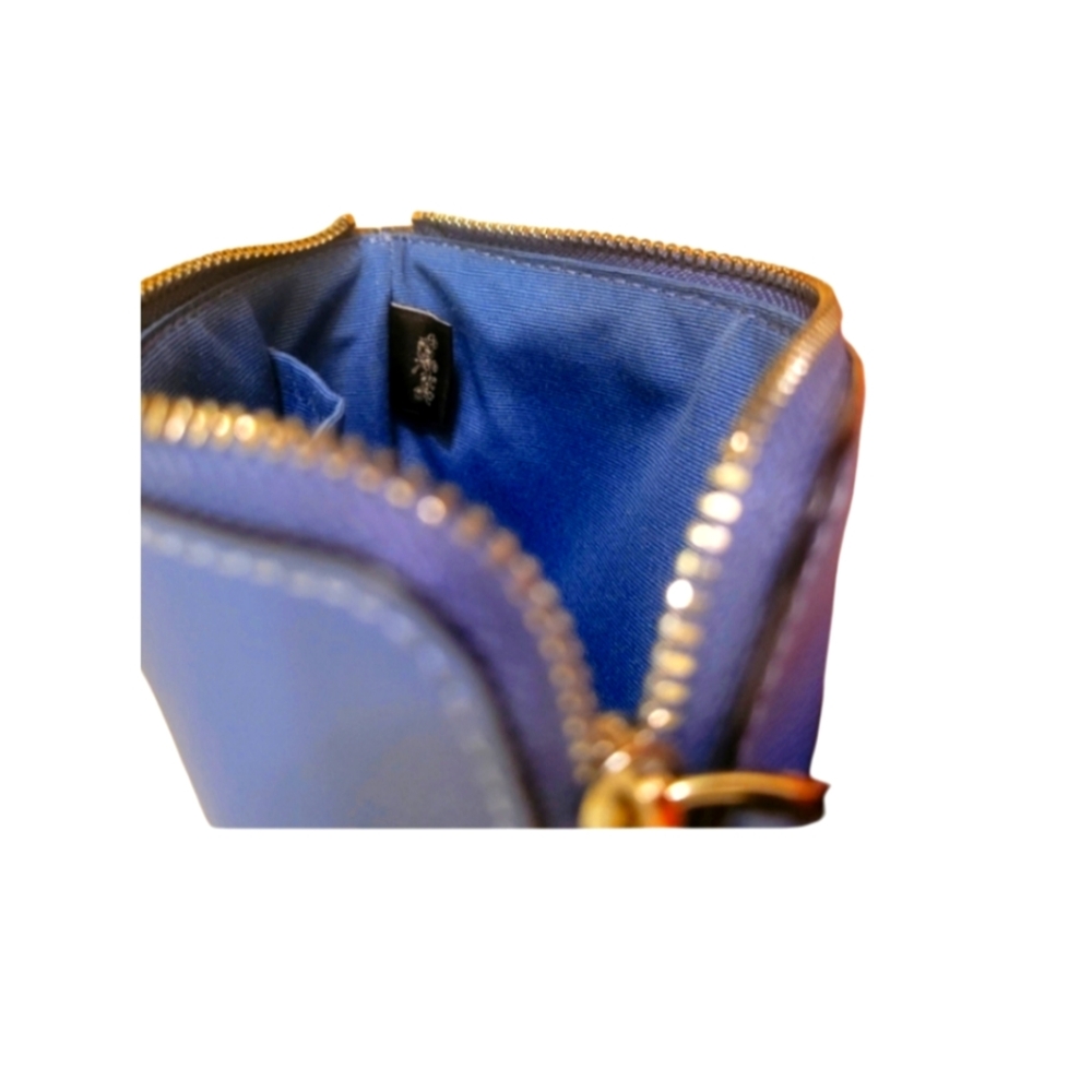 Coach Wristlet - Picture 6 of 6